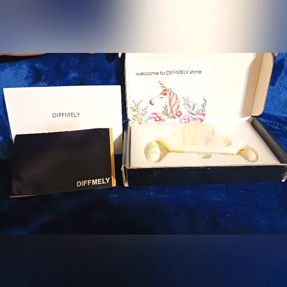 Jade Facial Roller Set